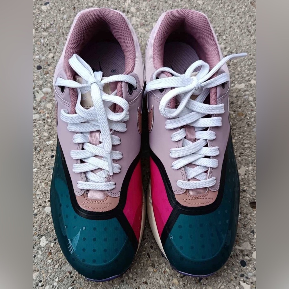 Stylish Multicolor Women's Sneakers
